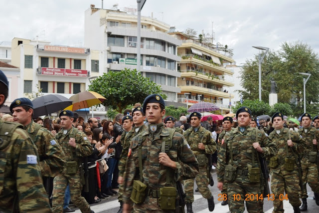 Παρουσία του ΥΦΕΘΑ Ιωάννη Λαμπρόπουλου στις εκδηλώσεις για την επέτειο του ΟΧΙ στην Καλαμάτα - Φωτογραφία 17