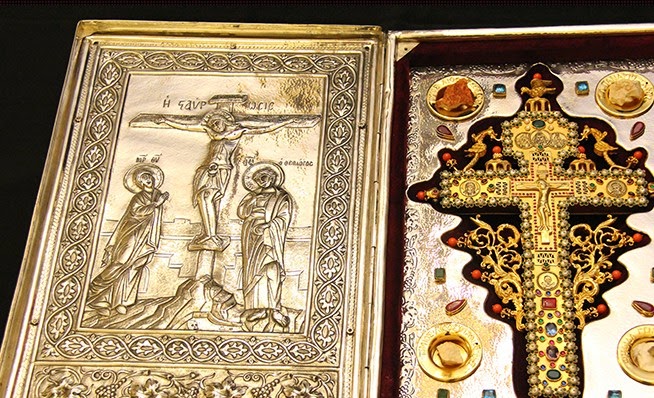 Έρχονται στην Αθήνα το Τίμιο Ξύλο και τα Ιερά Λείψανα των Αγίων Ιωάννου του Χρυσοστόμου και Σεραφείμ του Σάρωφ - Φωτογραφία 1