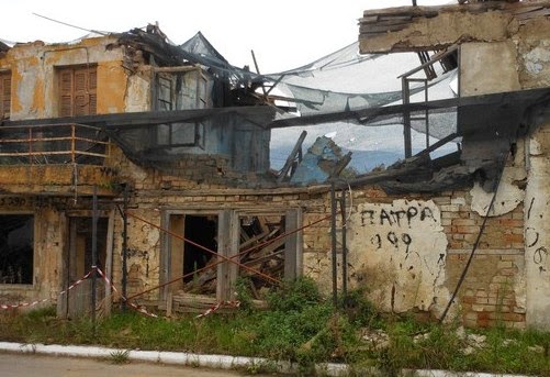 Υπό κατάρρευση το πατρικό σπίτι του Μενέλαου Λουντέμη! - Φωτογραφία 1