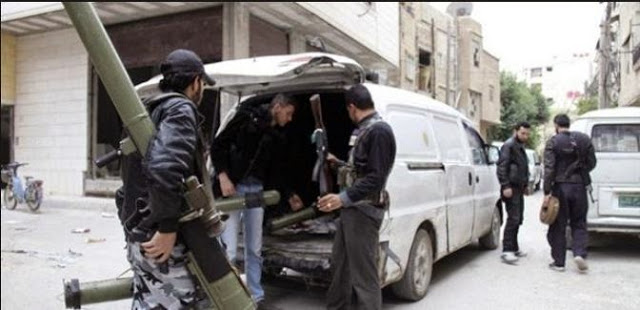 Kobanî: Αντάρτες του ‘Ελεύθερου Συριακού Στρατού’ μπήκαν στην πόλη πριν τους Πεσμεργκά - Φωτογραφία 1