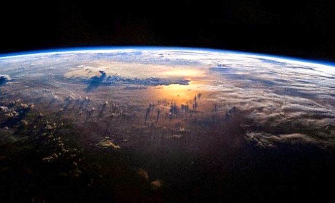 ΕΝΤΥΠΩΣΙΑΚΟ: Ακοίστε τον ήχο της Γης από το διάστημα! [video] - Φωτογραφία 1