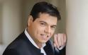 ΣΟΚ για γνωστό Έλληνα τραγουδιστή: ΕΝΟΠΛΟΙ εισέβαλλαν στο σπίτι του και τον ΛΗΣΤΕΨΑΝ! [photo] - Φωτογραφία 2