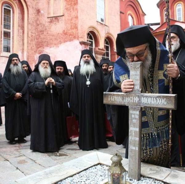 5501 - Επίσκεψις του Πατριάρχου Αντιοχείας στην Ιερά Μονή Βατοπαιδίου (πλούσιο φωτογραφικό υλικό) - Φωτογραφία 15