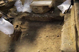Νέα ευρήματα: Υπάρχει και υπόγειο στον τάφο της Αμφίπολης - Φωτογραφία 1