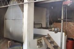 «Θέλουν να μας κλείσουν και να μας… αποστάξουν…»