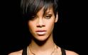 Το απίστευτο ποσό που ξόδεψε ψωνίζοντας μέσα σε μια νύχτα η Rihanna - Φωτογραφία 1
