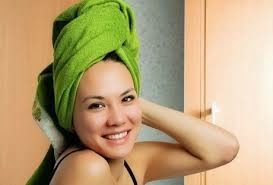 Γιατί η πετσέτα κάνει κακό στα μαλλιά; - Φωτογραφία 1