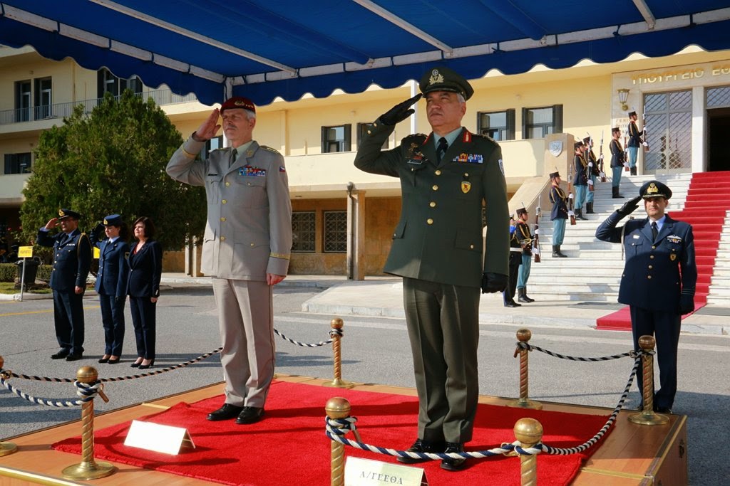 ΕΠΙΣΗΜΗ ΕΠΙΣΚΕΨΗ ΤΟΥ AΡΧΗΓΟΥ ΤΟΥ ΓΕΝΙΚΟΥ ΕΠΙΤΕΛΕΙΟΥ ΕΝΟΠΛΩΝ ΔΥΝΑΜΕΩΝ ΤΗΣ ΤΣΕΧΙΑΣ ΣΤΟ ΓΕΕΘΑ - Φωτογραφία 2