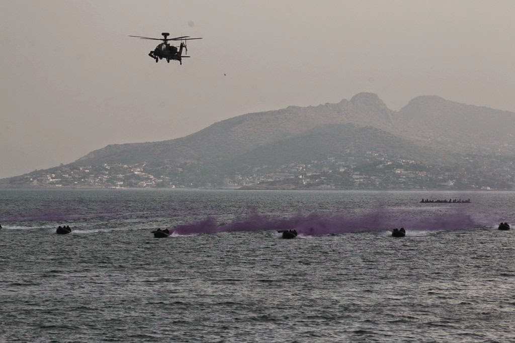 ΕΠΙΣΚΕΨΗ ΑΡΧΗΓΟΥ ΓΕΕΘΑ ΚΑΙ ΑΡΧΗΓΟΥ ΓΕΝΙΚΟΥ ΕΠΙΤΕΛΕΙΟΥ ΕΝΟΠΛΩΝ ΔΥΝΑΜΕΩΝ ΤΗΣ ΤΣΕΧΙΑΣ ΣΤΟ ΚΕΕΔ - Φωτογραφία 12