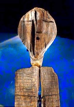 ΤΡΟΜΑΚΤΙΚΟ: Δείτε το αρχαιότερο ξύλινο άγαλμα του κόσμου που φτάνει τα 4 μέτρα [photos] - Φωτογραφία 6
