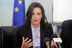 Φωτιές άναψε η Κεφαλογιάννη με την εμφάνισή της σε πρωινή εκπομπή...Καμαρώστε την! [photos]