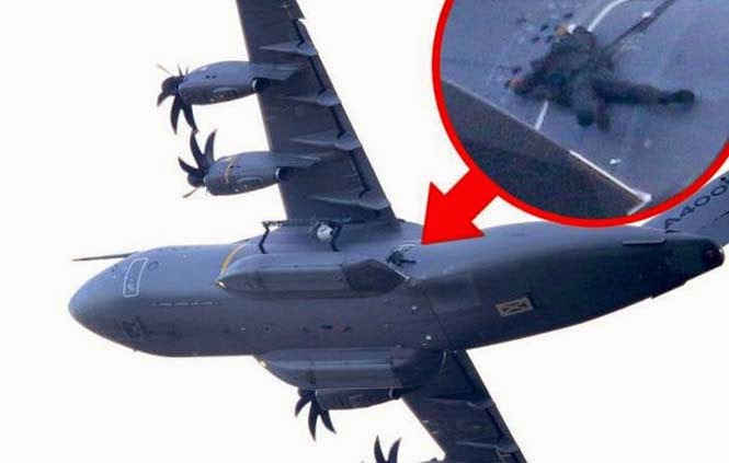 Ο Tom Cruise αψηφά το θάνατο για τη νέα του ταινία - Κρεμάστηκε σε ένα Airbus το οποίο πετούσε στα 5.000 πόδια [video + photos] - Φωτογραφία 14