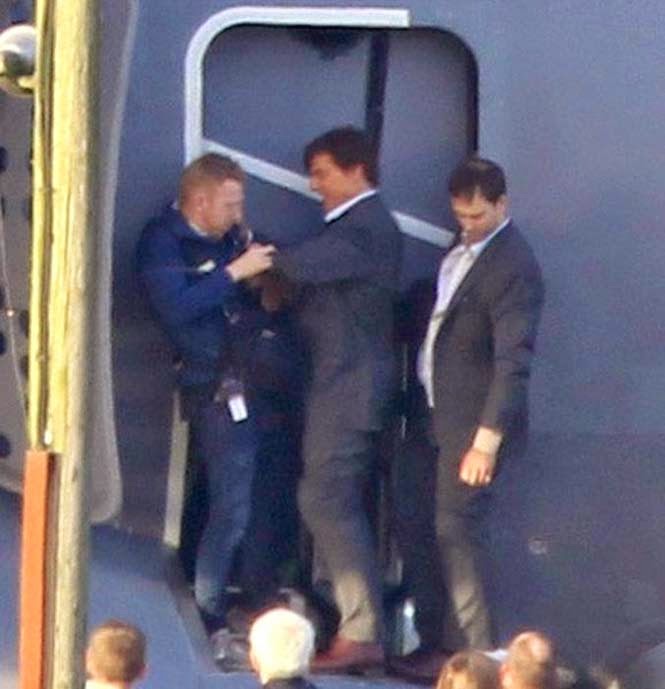 Ο Tom Cruise αψηφά το θάνατο για τη νέα του ταινία - Κρεμάστηκε σε ένα Airbus το οποίο πετούσε στα 5.000 πόδια [video + photos] - Φωτογραφία 5