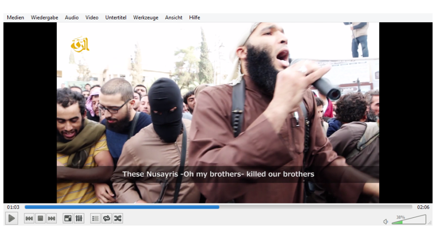 Iσλαμικό πλήθος λίντσαρε έως θανάτου 4 σύριους φαντάρους στη Ράκκα [video] - Φωτογραφία 6