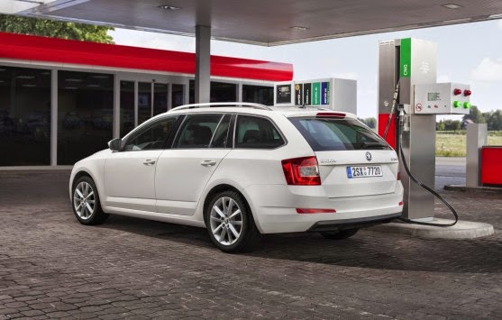 Νέα Škoda Octavia G-TEC σε τιμή diesel και 40% χαμηλότερη κατανάλωση καυσίμου - Φωτογραφία 1