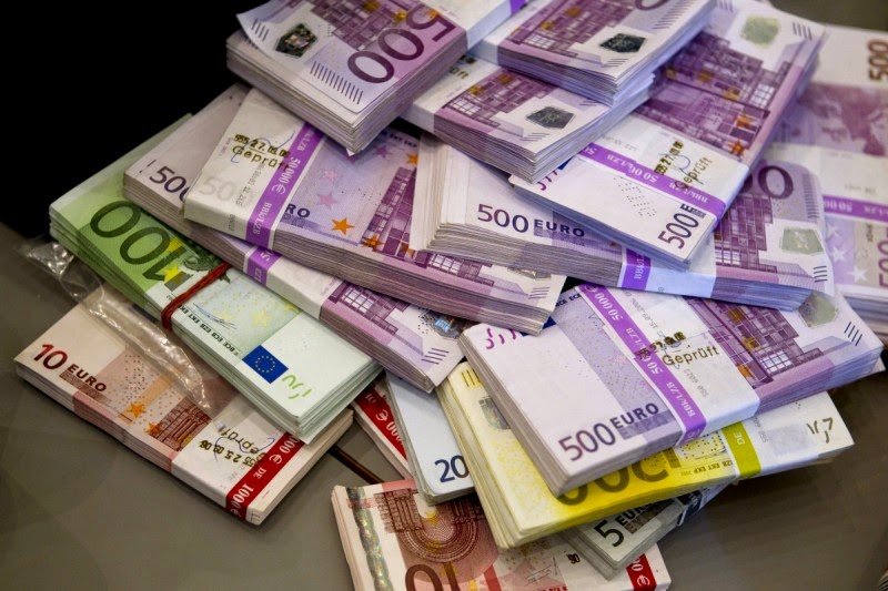 Τι μπορείς να κάνεις με 19 δισεκατομμύρια ευρώ; [photos] - Φωτογραφία 1