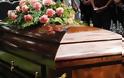 Αυτά είναι τα πιο περίεργα περιστατικά σε κηδείες...[photos]