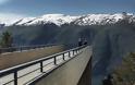 Θέα που προκαλεί ίλιγγο: Η ντιζαϊνάτη γέφυρα που...[photo] - Φωτογραφία 5