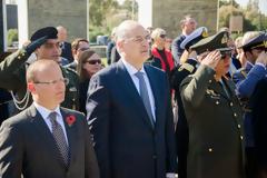 Παρουσία ΥΕΘΑ Νίκου Δένδια στην επιμνημόσυνη δέηση για τους πεσόντες της κοινοπολιτείας