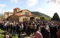 Άρχοντες και πλήθος λαού τίμησαν τον Άγιο Νεκτάριο στο Τρίκορφο Φωκίδος - Φωτογραφία 4