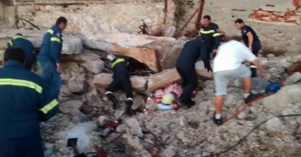 Παραλίγο ΤΡΑΓΩΔΙΑ! Τοίχος καταπλάκωσε 25χρονο σε εργοστάσιο στη Μεσσηνία! [photos] - Φωτογραφία 4