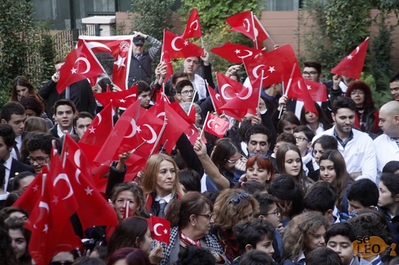 Θεσσαλονίκη: Χιλιάδες Τούρκοι στην πόλη για την επέτειο θανάτου του Κεμάλ Ατατούρκ - Φωτογραφία 5