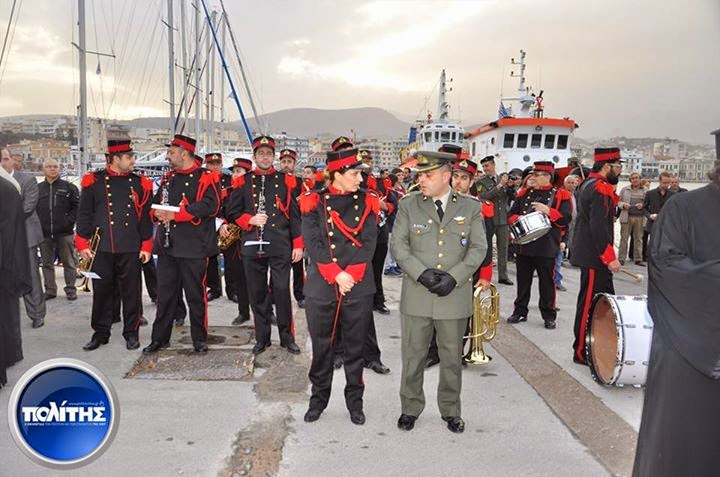 Έπαρση της σημαίας 150 τ.μ. στο λιμάνι της Χίου - Εντυπωσιακή και υπερήφανη [video + photos] - Φωτογραφία 4