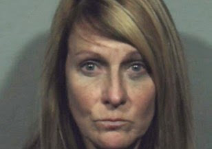 Δασκάλα δημοτικού διώκεται για βιασμό του γιου της! - Φωτογραφία 1