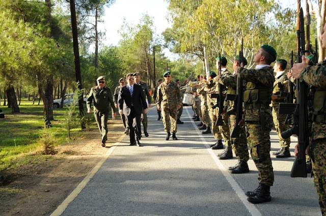 Τελετή απονομής πράσινου μπερέ στους νέους καταδρομείς της 2014 Β΄ ΕΣΣΟ στην Κύπρο - Φωτογραφία 2
