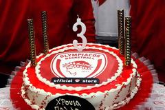 ΤΟ Official Olympiacos BC Store ΕΓΙΝΕ... 3 ΧΡΟΝΩΝ ΜΕ ΠΡΙΝΤΕΖΗ ΚΑΙ ΠΑΠΑΠΕΤΡΟΥ! (PHOTOS)