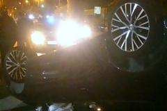 ΠΡΙΝ ΛΙΓΟ: Άγιο είχαν οι επιβάτες - Τούμπαρε αυτοκίνητο στη Λένορμαν