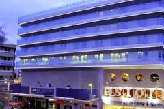 Aυλαία για τον ιστορικό κινηματογράφο «Αστόρια»