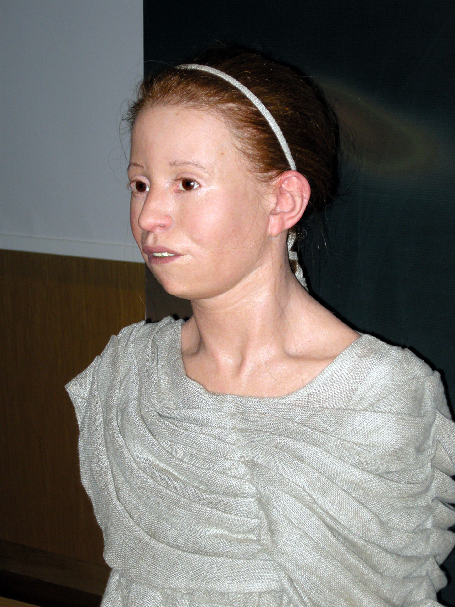 Μύρτις: Η 11χρονη της αρχαίας Αθήνας που μπορεί να «δείξει» το πρόσωπο του νεκρού της Αμφίπολης...[photos] - Φωτογραφία 4
