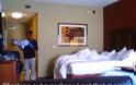 Απίστευτο βίντεο: Δείτε τι κάνει η καμαριέρα όταν λείπετε από το δωμάτιο ξενοδοχείου - Φωτογραφία 2