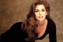 Δείτε την γλυκούλα κόρη της Cindy Crawford που σίγουρα θα ξεπεράσει σε ομορφιά τη μαμά της [photos]