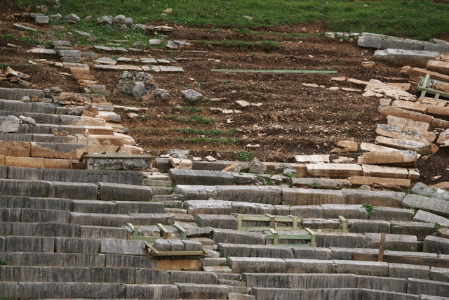 Πλούσια σε ευρήματα η αρχαία Γιτάνη στη Θεσπρωτία! [photos] - Φωτογραφία 9