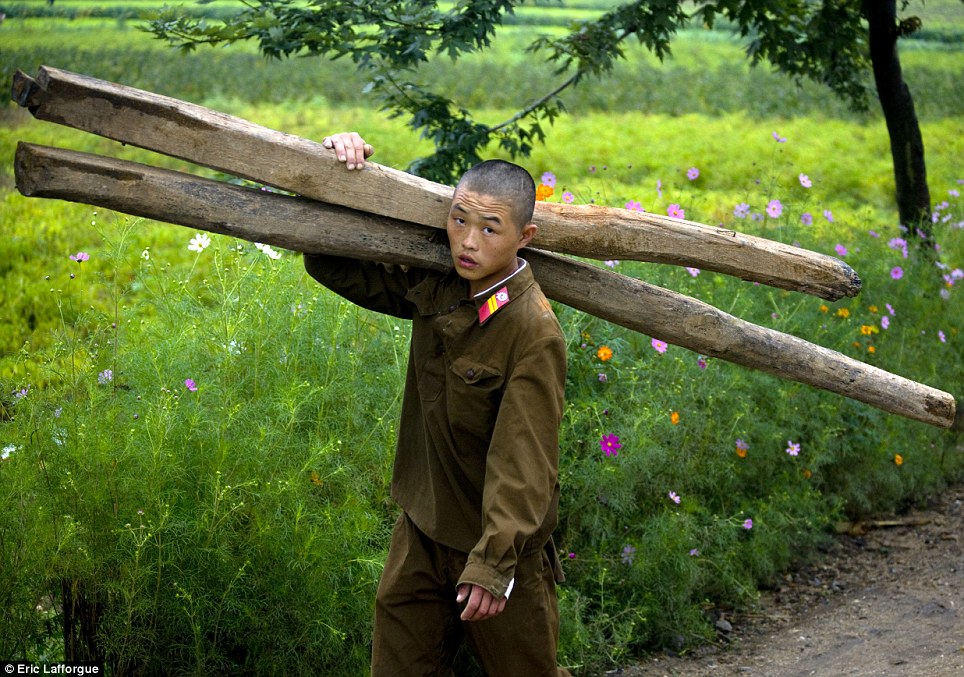 Ο φωτογράφος που αποκλείστηκε δια βίου από τη Β. Κορέα με εντολή Kim Jong Un - Φωτογραφία 5