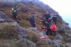 Φωτογραφίες από την πρωινή διάσωση από Λιμενικό και Πυροσβεστική στη Λήμνο