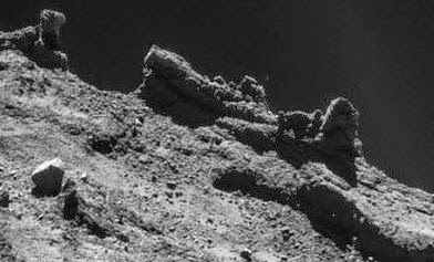 Απίστευτη ανακάλυψη του Philae στην επιφάνεια του κομήτη - Δείτε τι βρήκε - Φωτογραφία 1
