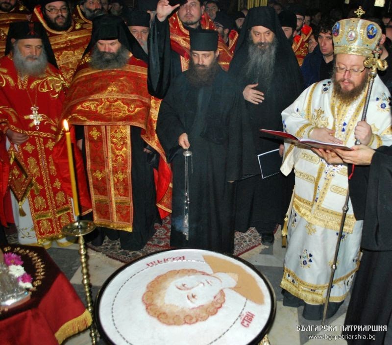 5595 - Φωτογραφίες από την επίσκεψη του Μητροπολίτη Ρούσε κ. Ναούμ (Πατριαρχείου Βουλγαρίας) στην Ιερά Μονή Ζωγράφου Αγίου Όρους - Φωτογραφία 19