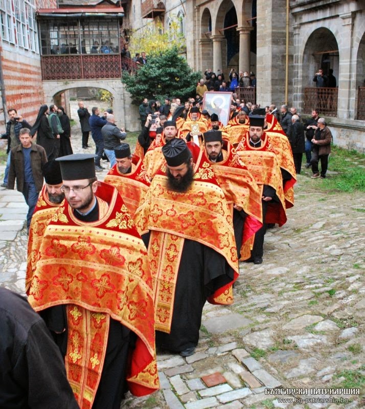 5595 - Φωτογραφίες από την επίσκεψη του Μητροπολίτη Ρούσε κ. Ναούμ (Πατριαρχείου Βουλγαρίας) στην Ιερά Μονή Ζωγράφου Αγίου Όρους - Φωτογραφία 23
