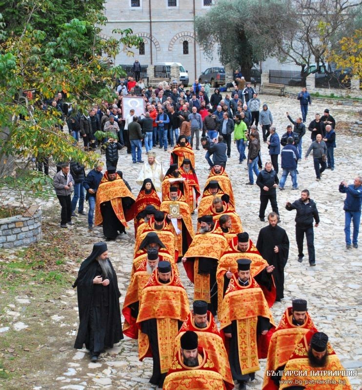 5595 - Φωτογραφίες από την επίσκεψη του Μητροπολίτη Ρούσε κ. Ναούμ (Πατριαρχείου Βουλγαρίας) στην Ιερά Μονή Ζωγράφου Αγίου Όρους - Φωτογραφία 25