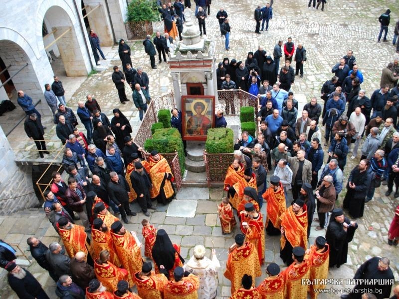 5595 - Φωτογραφίες από την επίσκεψη του Μητροπολίτη Ρούσε κ. Ναούμ (Πατριαρχείου Βουλγαρίας) στην Ιερά Μονή Ζωγράφου Αγίου Όρους - Φωτογραφία 30