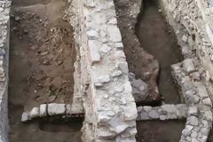 Σημαντικά αρχαιολογικά ευρήματα στη Μυτιλήνη...Στo χώρο του «Ιερού της Κυβέλης» [photos]