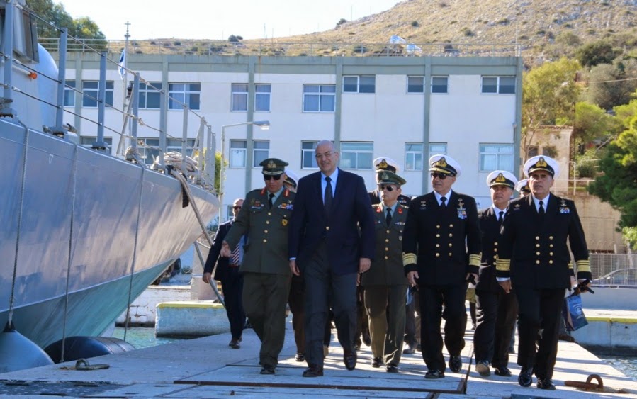 Επίσκεψη ΥΕΘΑ Νίκου Δένδια στο Αρχηγείο Στόλου και σε Πολεμικά πλοία στο Ναύσταθμο Σαλαμίνος - Φωτογραφία 16