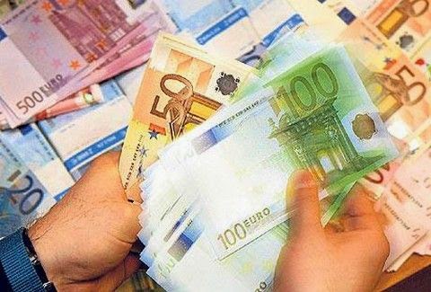 ΣΑΣ ΕΝΔΙΑΦΕΡΕΙ: Έρχεται το επίδομα των 1.000 ευρώ! - Ποιοι είναι οι δικαιούχοι; - Φωτογραφία 1