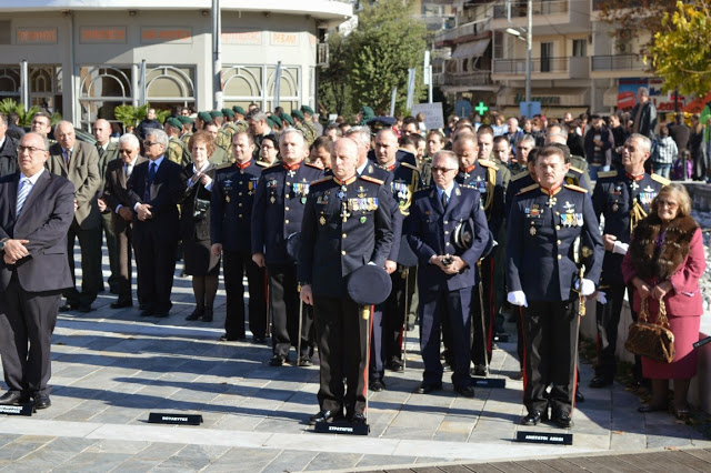 Βίντεο και φωτό από τον εορτασμό της ημέρας των ΕΔ στη Βέροια - Φωτογραφία 8