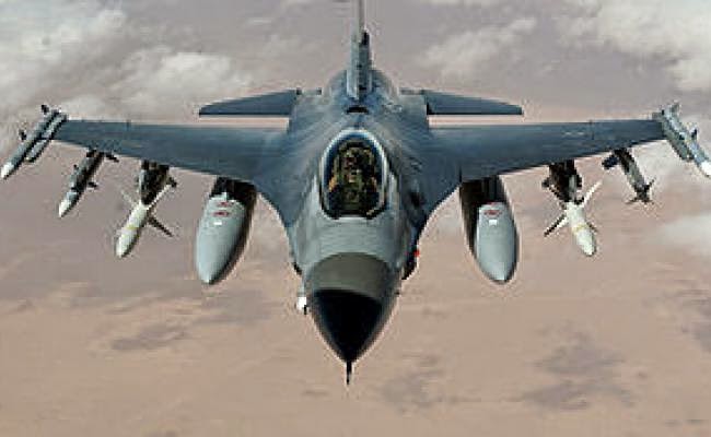 F16 στο Ναύπλιο λίγο πριν γίνει επίτιμος ο Σαμαράς - Φωτογραφία 1