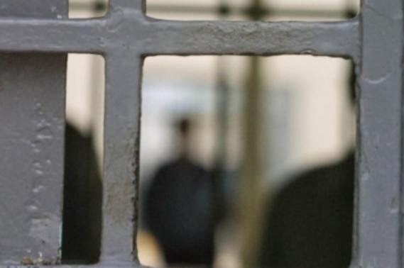 Ποινή φυλάκισης σε υπάλληλο της νομαρχίας Αχαΐας - Φωτογραφία 1
