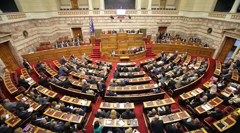 Βουλευτές ΝΔ - ΠΑΣΟΚ: «Δεν θα περάσουν από την Βουλή μέτρα μείωσης συντάξεων» - Φωτογραφία 1
